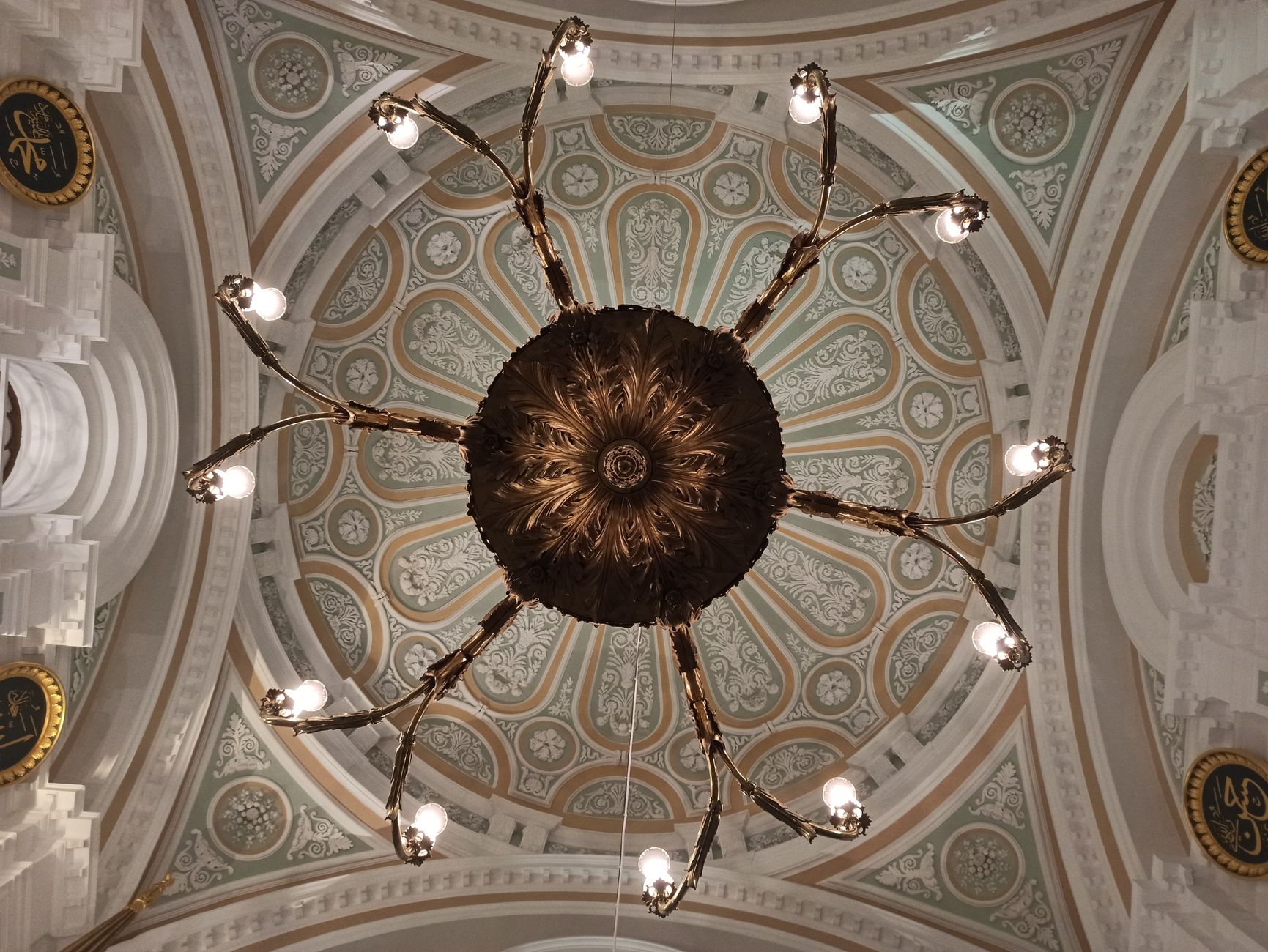 Supply of fixtures, bulbs, and lamps